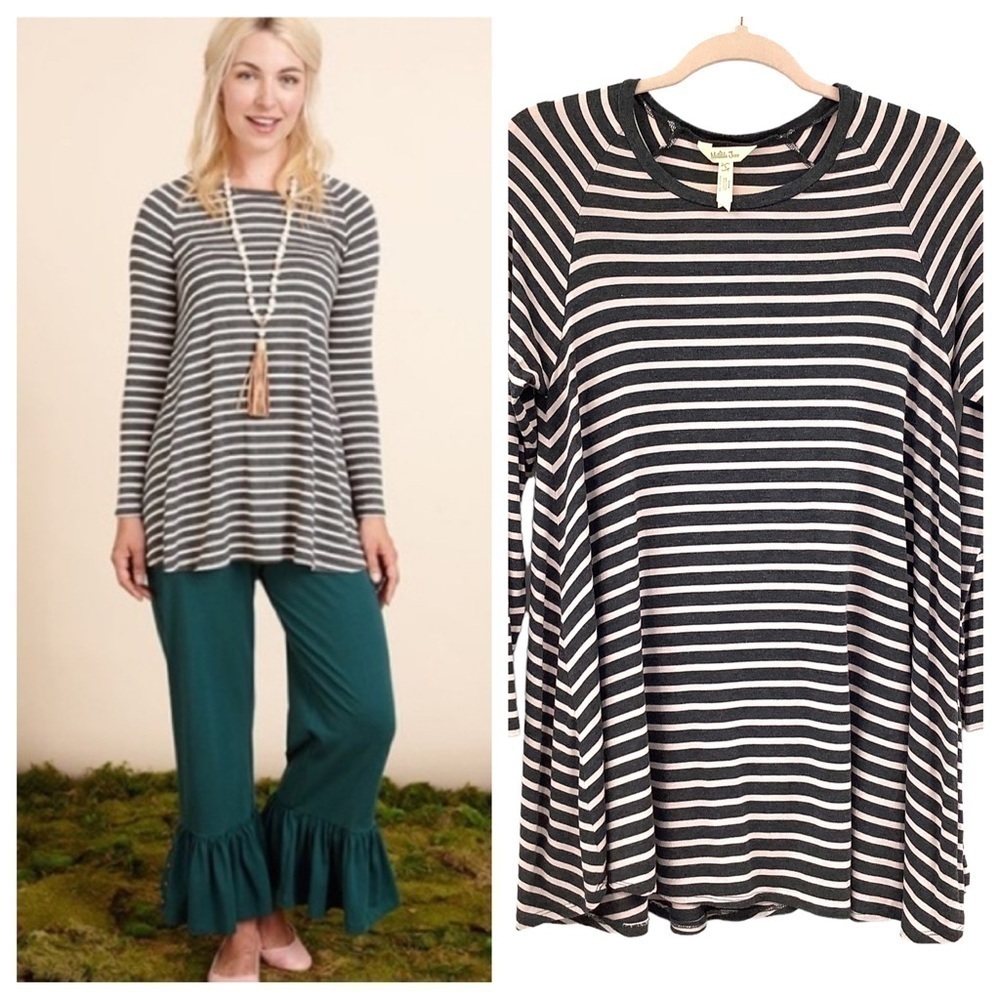 FINAL PRICE Matilda Jane Once Upon A Time Kettle Tunic Tee Size Small